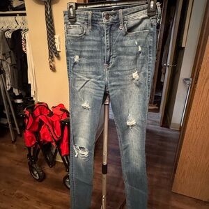 Hollister classic stretch Light Blue Distressed Skinny Jeans